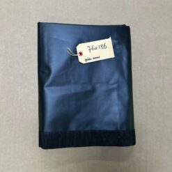 Zwart 600gr PVC zeil 76x136cm zonder ringen